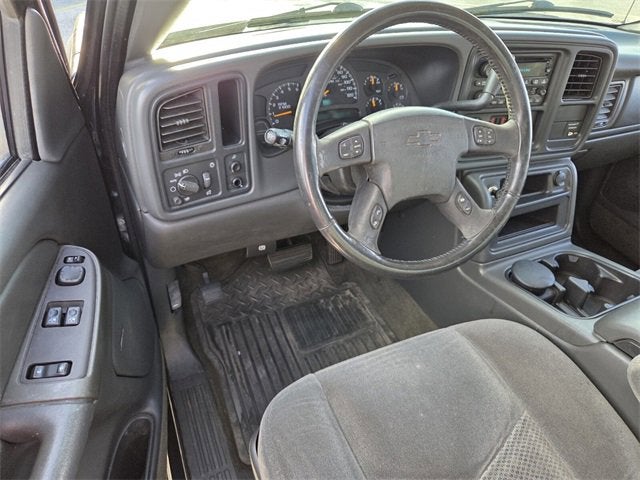 2004 Chevrolet Silverado 1500 LS