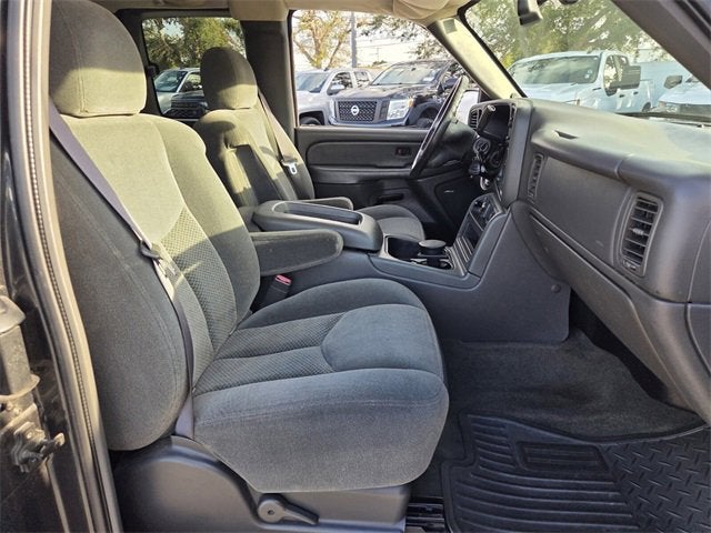 2004 Chevrolet Silverado 1500 LS