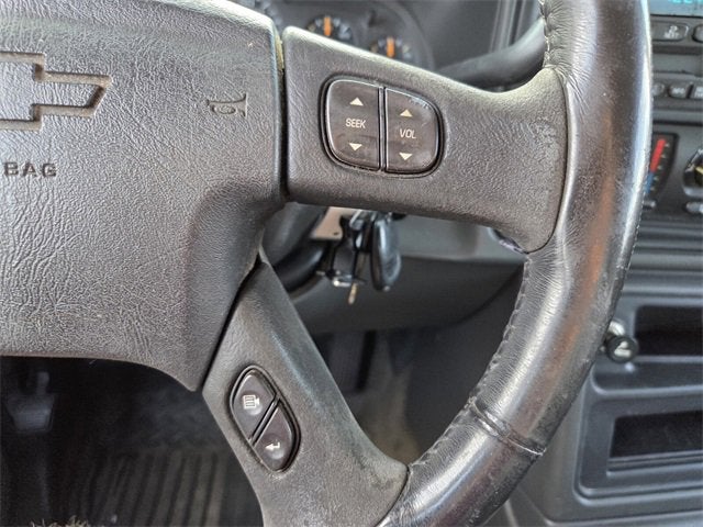 2004 Chevrolet Silverado 1500 LS