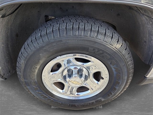 2004 Chevrolet Silverado 1500 LS