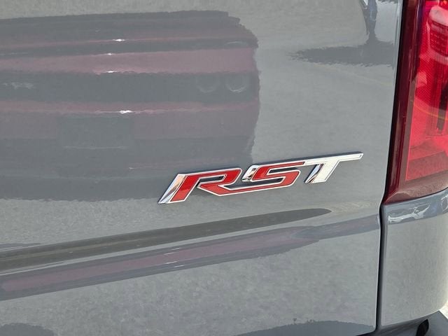 2025 Chevrolet Silverado 1500 RST image 13