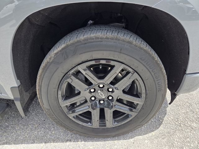 2025 Chevrolet Silverado 1500 RST image 9