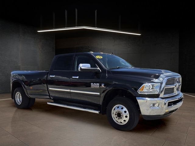 2018 RAM 3500 Laramie Crew Cab 4x4 8' Box