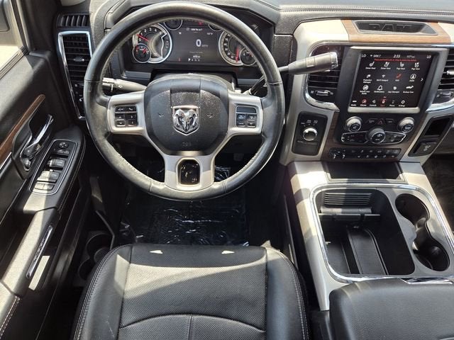 2018 RAM 3500 Laramie Crew Cab 4x4 8' Box
