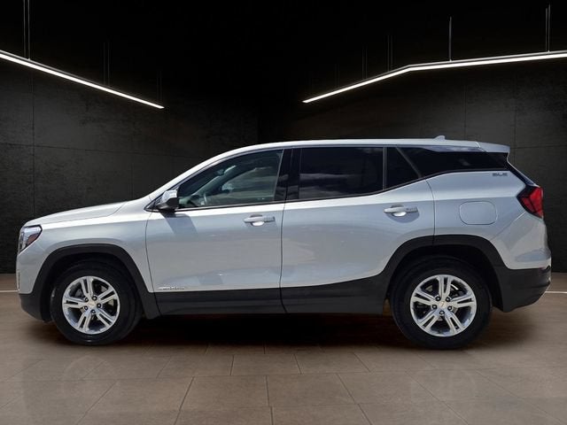 2020 GMC Terrain SLE image 4