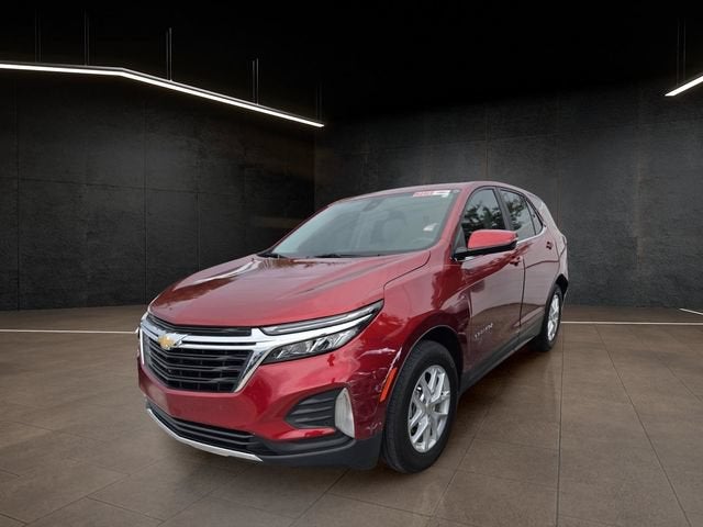 2024 Chevrolet Equinox LT image 3
