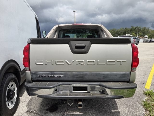 2004 Chevrolet Avalanche 5DR 2WD 1500