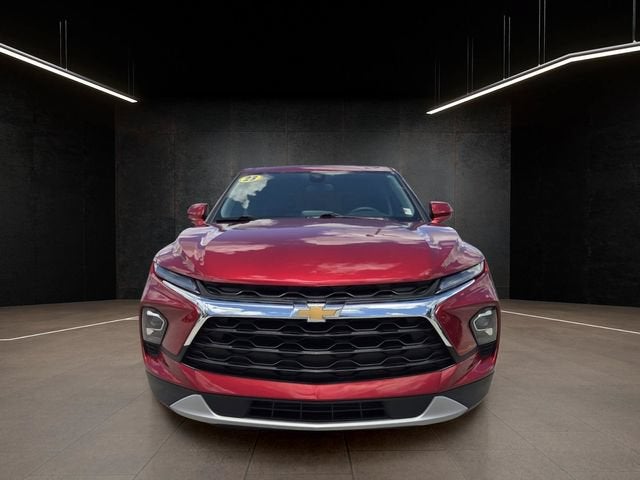 2023 Chevrolet Blazer LT image 2
