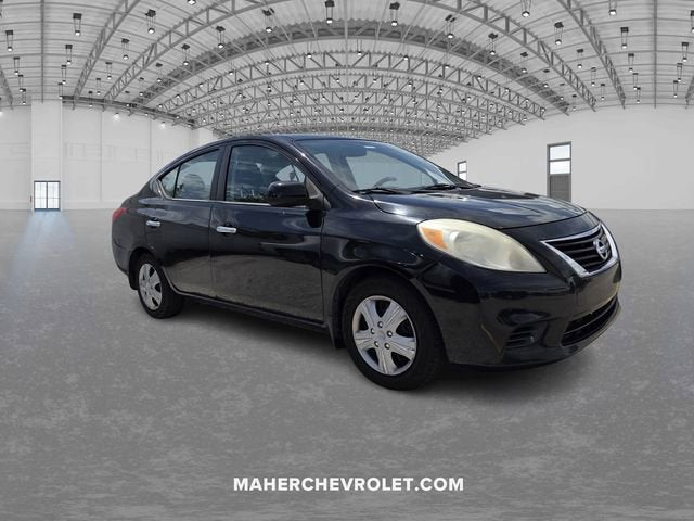 2013 Nissan Versa 1.6 SV