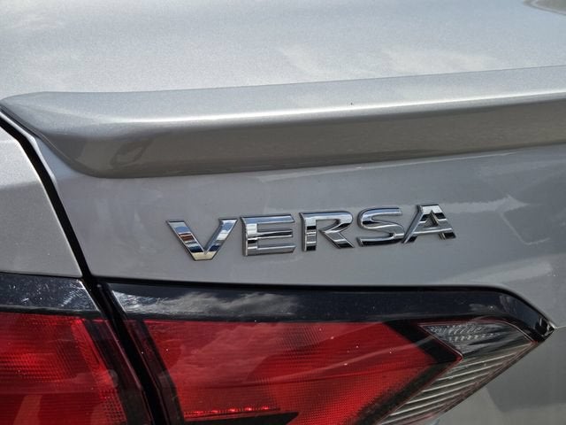 2024 Nissan Versa SR image 5