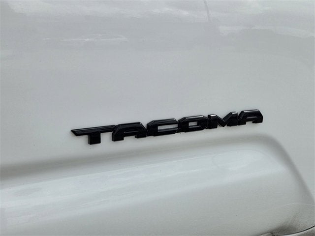 2022 Toyota Tacoma 2WD SR5