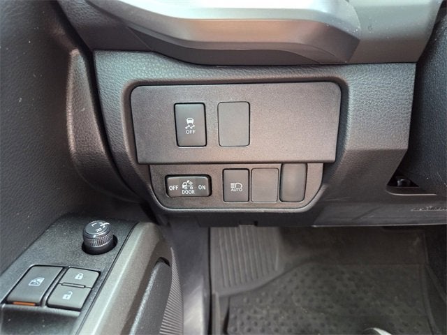 2022 Toyota Tacoma 2WD SR5