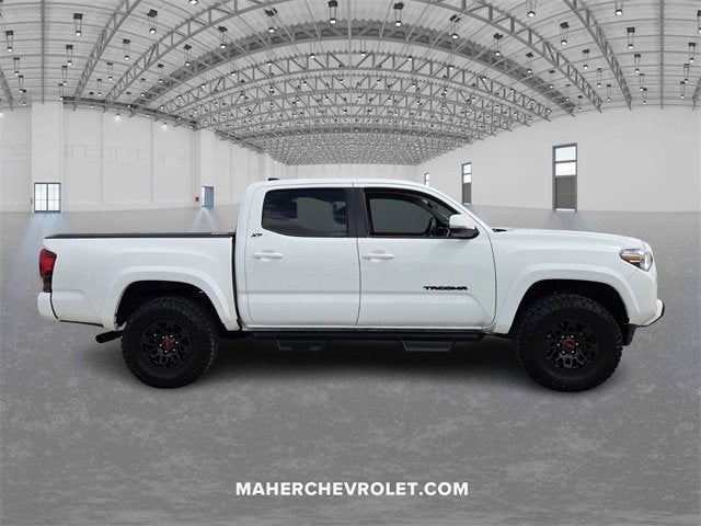 2022 Toyota Tacoma 2WD SR5