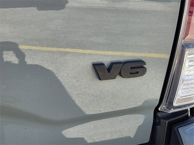 2022 Toyota Tacoma 4WD SR5