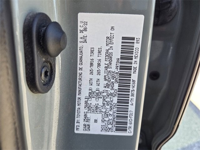 2022 Toyota Tacoma 4WD SR5