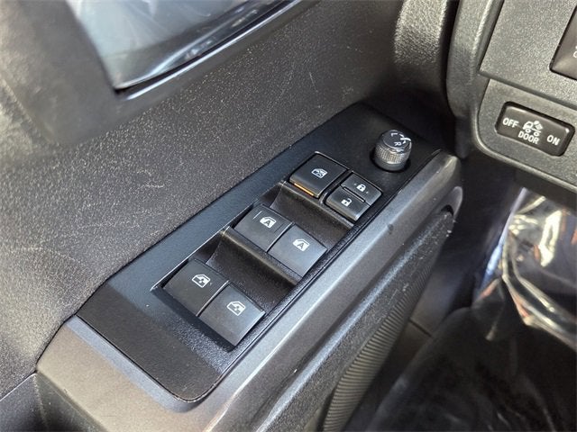 2022 Toyota Tacoma 4WD SR5