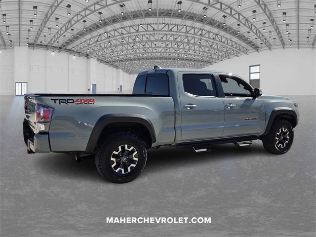 2022 Toyota Tacoma 4WD SR5