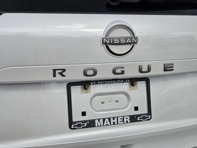 2024 Nissan Rogue SV image 4