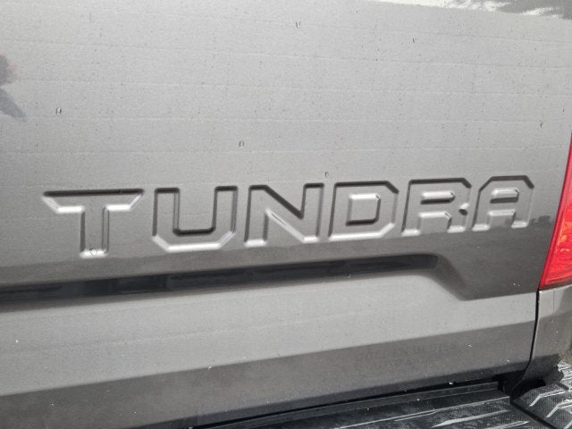 2018 Toyota Tundra SR5 5.7L V8