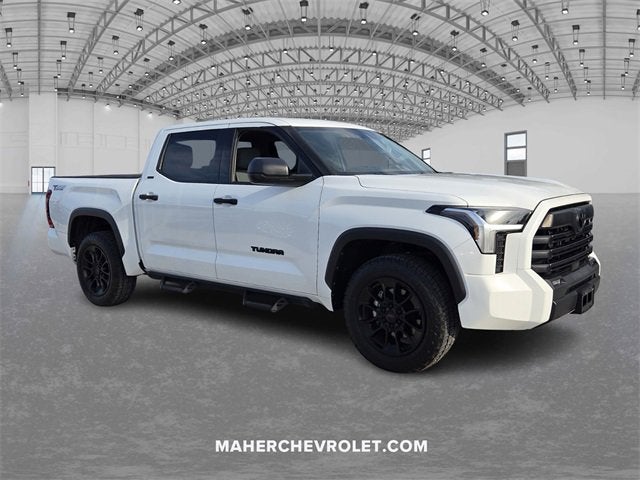 2022 Toyota Tundra 2WD SR5