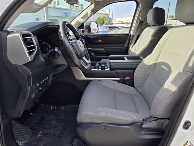 2022 Toyota Tundra 2WD SR5