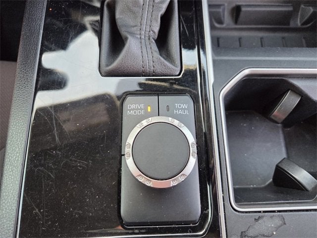 2022 Toyota Tundra 2WD SR5