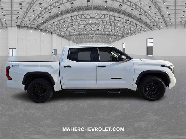 2022 Toyota Tundra 2WD SR5