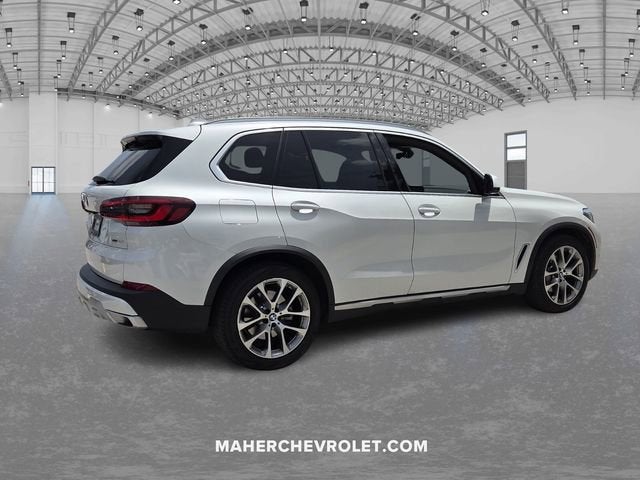 2023 BMW X5 xDrive40i