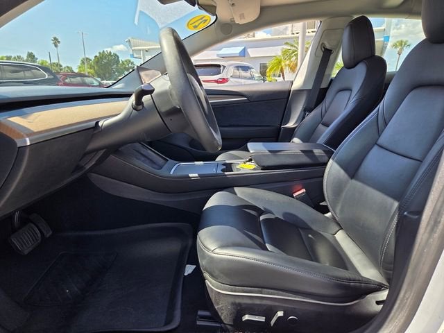 2021 Tesla Model 3 Standard Range Plus Rear-Wheel Drive