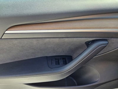 2021 Tesla Model 3 Standard Range Plus Rear-Wheel Drive