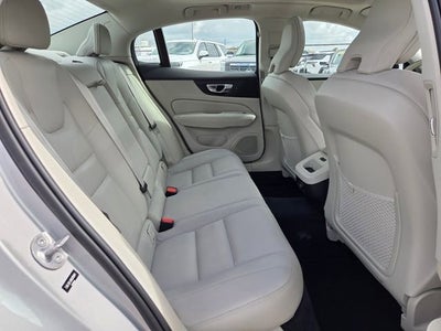 2024 Volvo S60 Plus Dark Theme