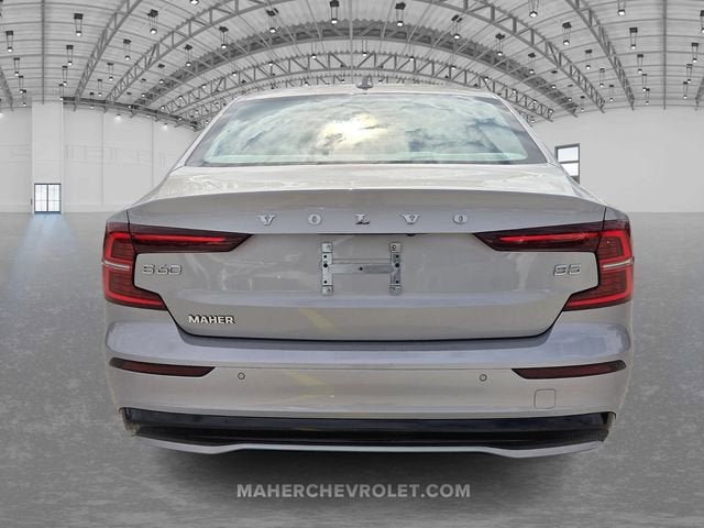 2024 Volvo S60 Plus Dark Theme