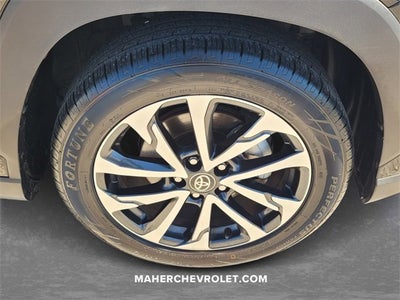 2024 Toyota Corolla Cross XLE