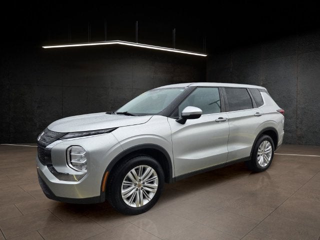2022 Mitsubishi Outlander ES 2.5 2WD