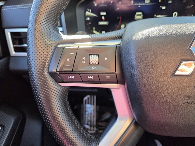 2025 Mitsubishi Outlander SEL