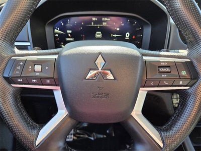 2025 Mitsubishi Outlander SEL