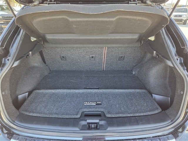 2018 Nissan Rogue Sport SV