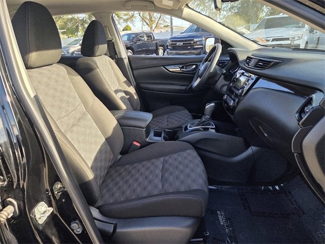 2018 Nissan Rogue Sport SV