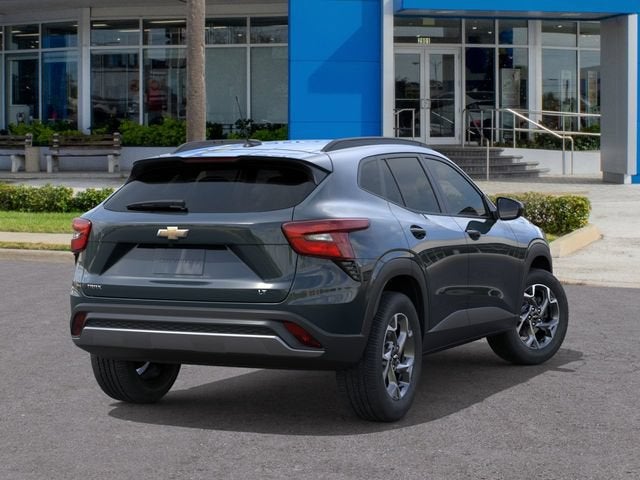 2026 Chevrolet Trax LT image 4