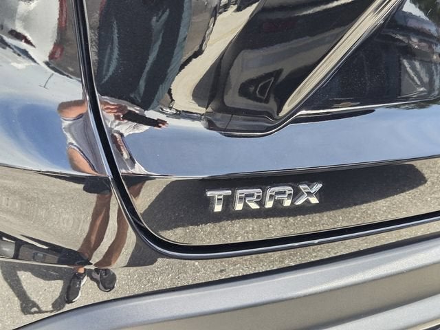 2025 Chevrolet Trax LT image 4