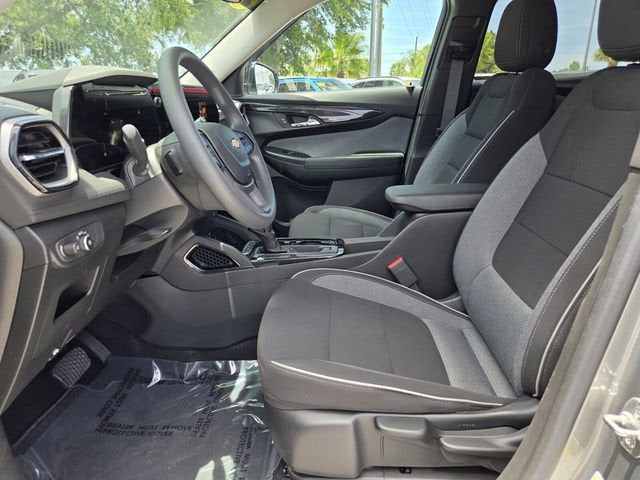 2024 Chevrolet Trailblazer LS image 13
