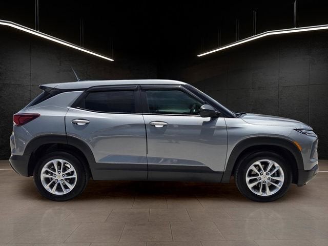 2024 Chevrolet Trailblazer LS image 8