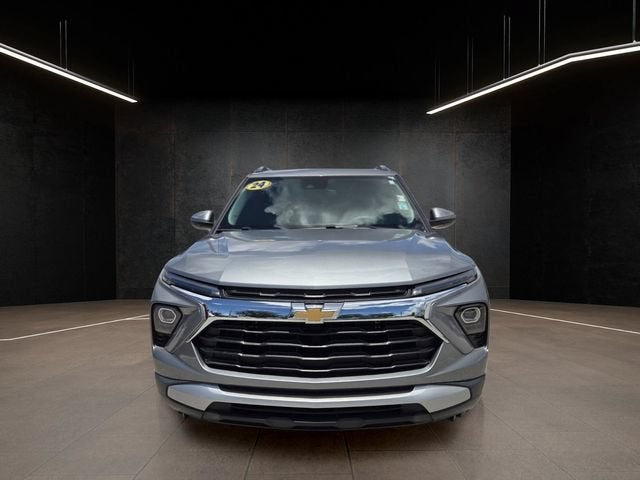 2024 Chevrolet Trailblazer LT image 2