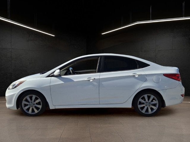 2012 Hyundai Accent GLS image 4