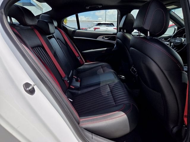 2022 Genesis G70 3.3T RWD
