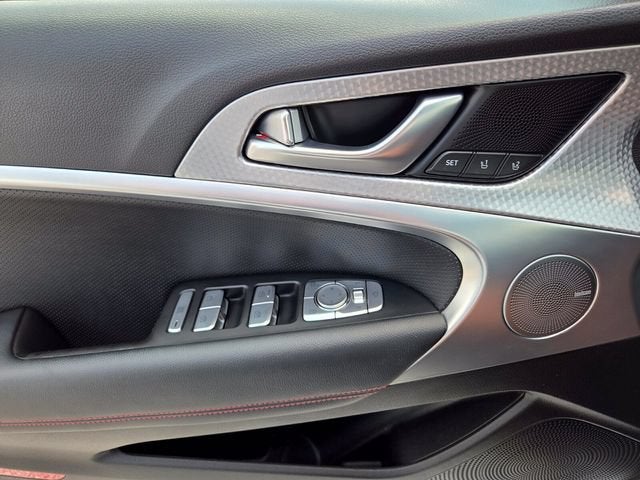 2022 Genesis G70 3.3T RWD