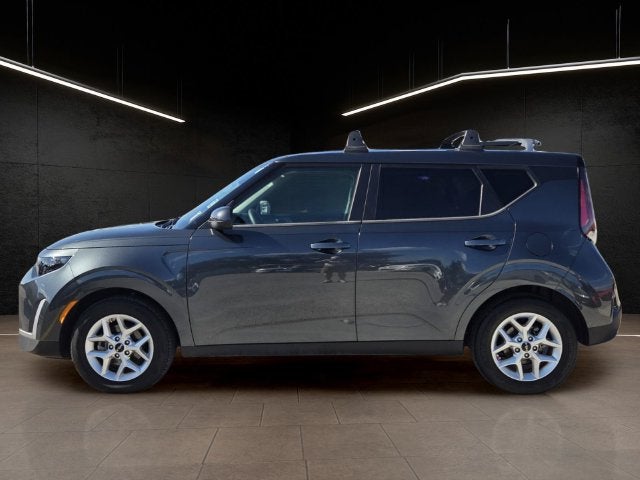 2025 Kia Soul LX image 4