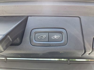 2019 Volvo XC60 Momentum