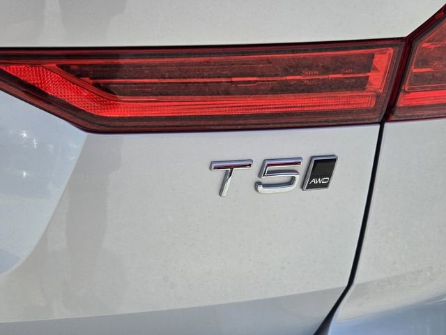 2019 Volvo XC60 Momentum