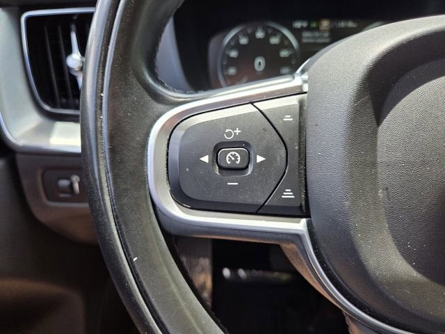 2019 Volvo XC60 Momentum